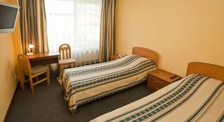 Гостиница Протекс-Отель Екатеринбург Стандартный двухместный номер с 1 кроватью или 2 отдельными кроватями-1